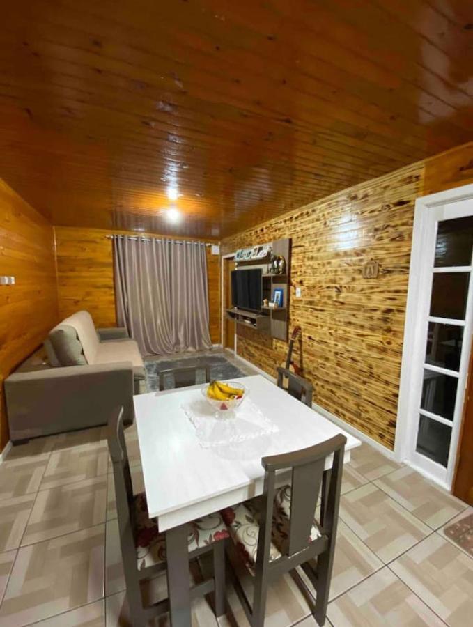 Casa De Temporada Dalles Урубиси Екстериор снимка